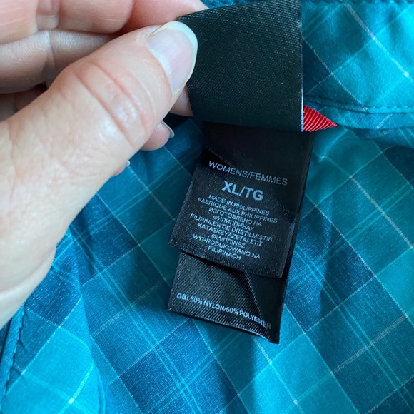 The North Face Teal and Navy Plaid Shirt - Picture 6 of 6